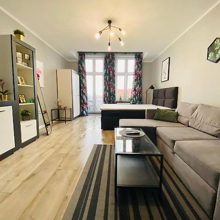 Apartament Flaming Z Balkonem - Scisle Centrum Naprzeciwko Pkp I Pks - Self Check In - Darmowy Parking - Pozne Wymeldowanie - Wystawiamy Fv Ополе Екстериор снимка
