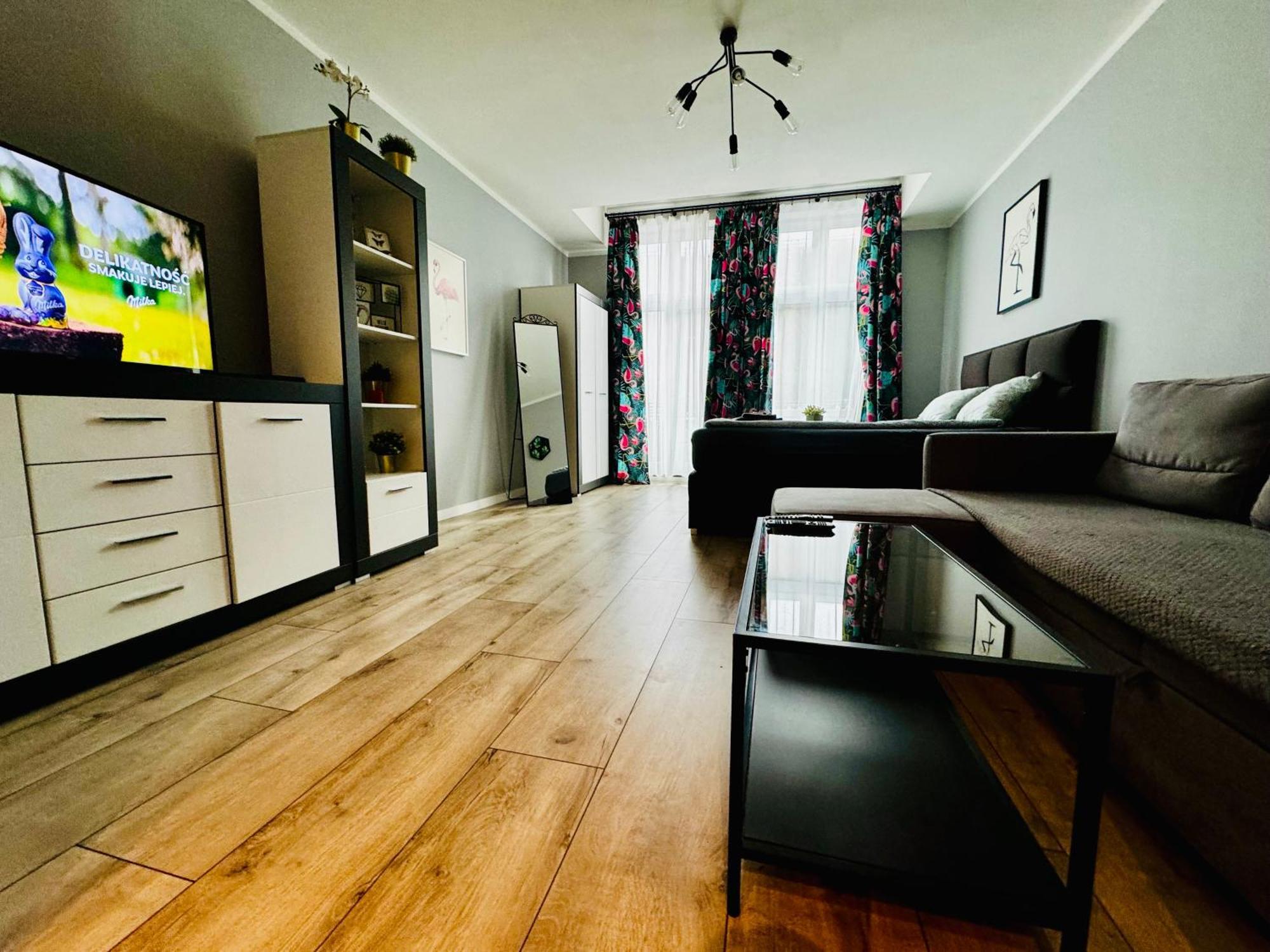 Apartament Flaming Z Balkonem - Scisle Centrum Naprzeciwko Pkp I Pks - Self Check In - Darmowy Parking - Pozne Wymeldowanie - Wystawiamy Fv Ополе Екстериор снимка